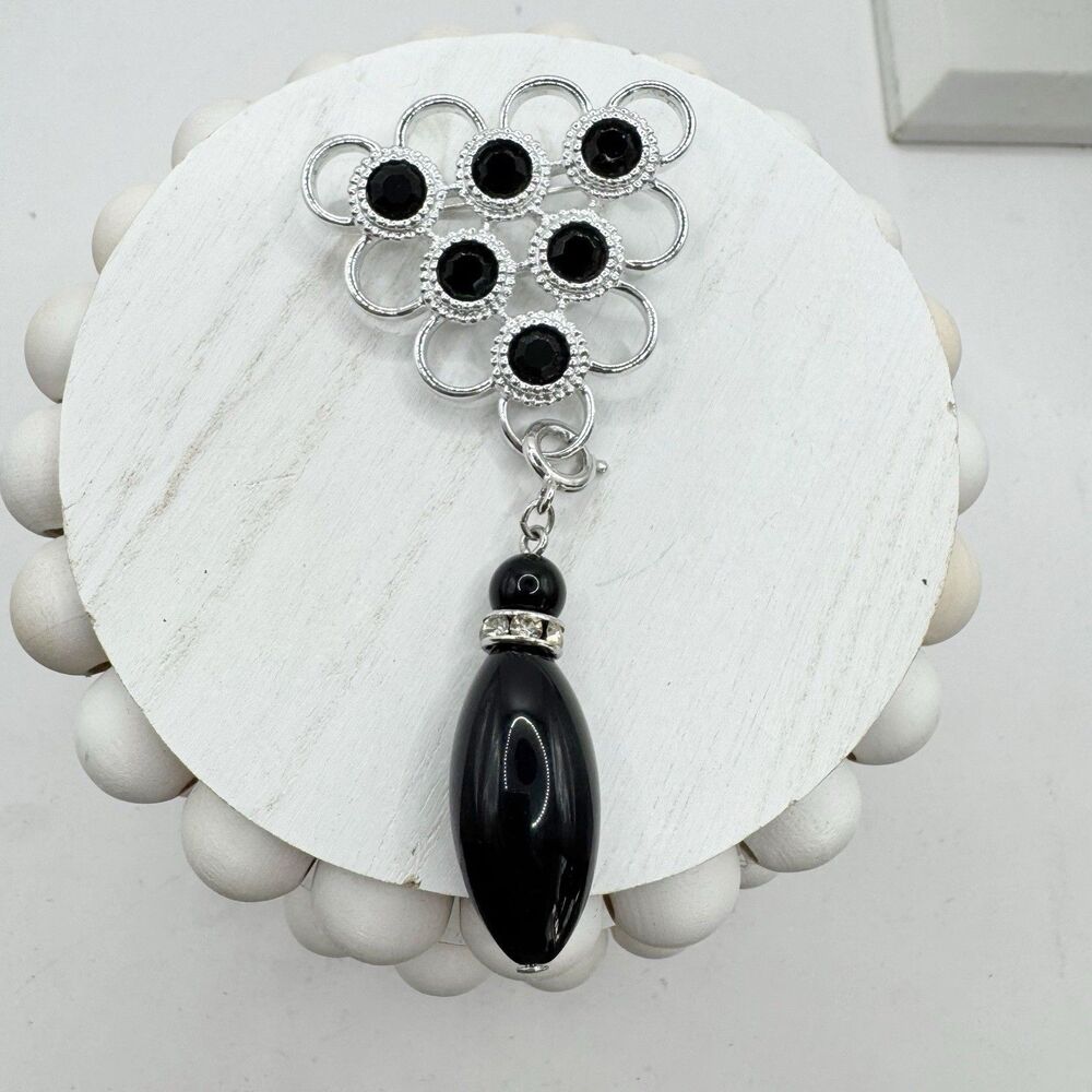 Vtg Sarah Coventry Black Charmer Brooch Dangle Silvertone Detachable Charm